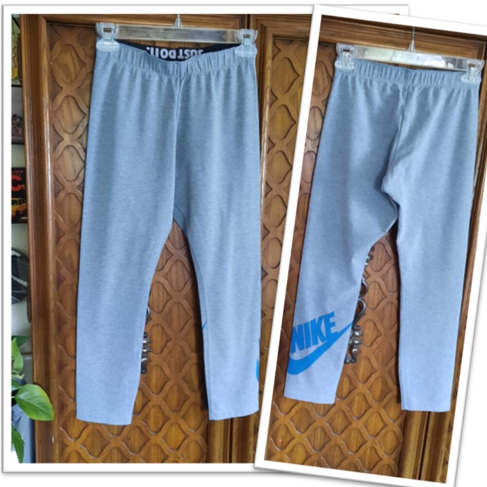 NIKE Sportswear Leg-A-See Graphic Logo Crop Leggings Style# 652478-006 - Size S